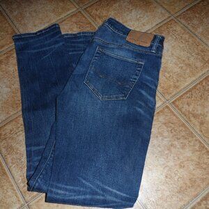 Men's Slim  American Eagle Jeans-30 x 34--Next Level Airflex-- NICE---